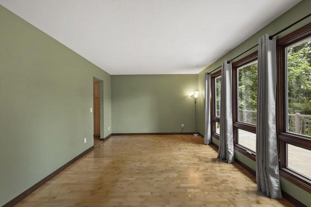 2914 Maple Grove Drive, Madison, WI 53719