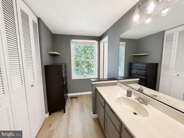 1002 HARBOUR DR, Stafford, VA 22554