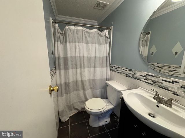 1002 HARBOUR DR, Stafford, VA 22554
