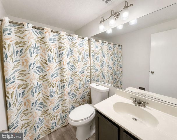 1002 HARBOUR DR, Stafford, VA 22554