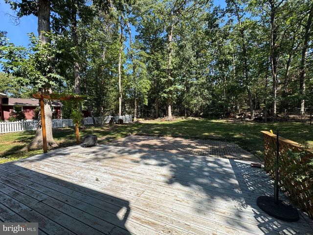1002 HARBOUR DR, Stafford, VA 22554