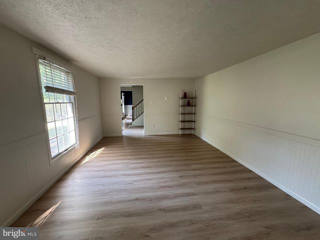 1002 HARBOUR DR, Stafford, VA 22554