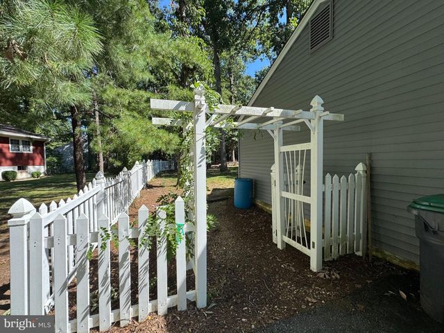 1002 HARBOUR DR, Stafford, VA 22554