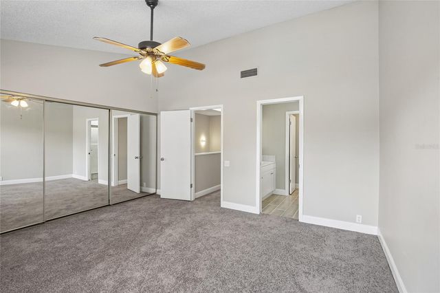 717 OAK PARK PLACE, Brandon, FL 33511