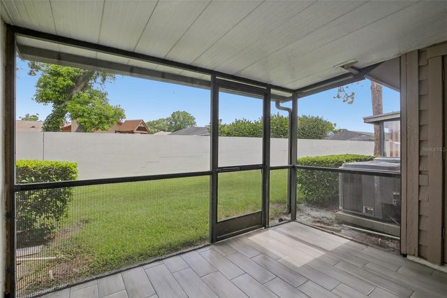 717 OAK PARK PLACE, Brandon, FL 33511