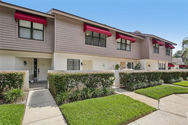 717 OAK PARK PLACE, Brandon, FL 33511