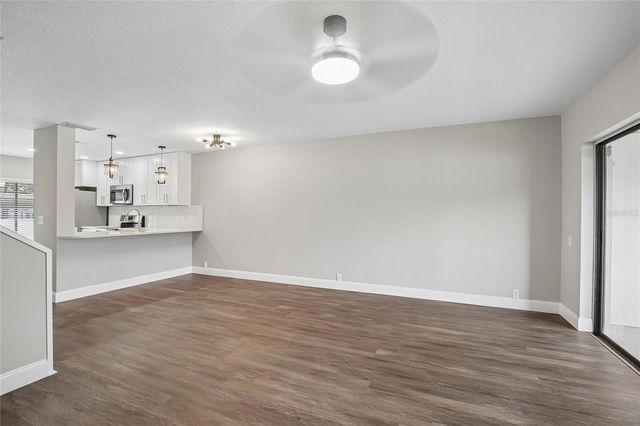 717 OAK PARK PLACE, Brandon, FL 33511