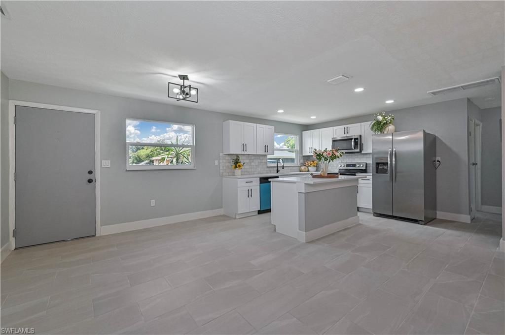 13820 1st ST, FORT MYERS, FL 33905 — photo 4