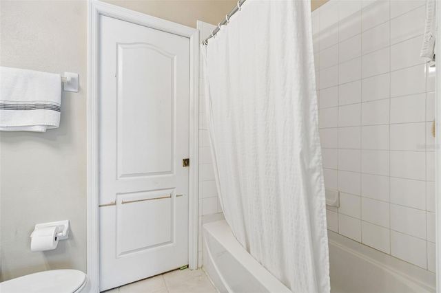 19308 SANDY SPRINGS CIRCLE, Lutz, FL 33558
