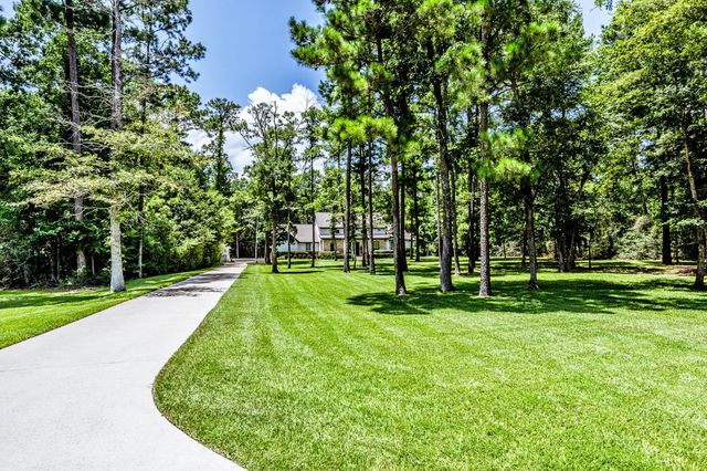133 Dedication Trail, Huntsville, TX 77340