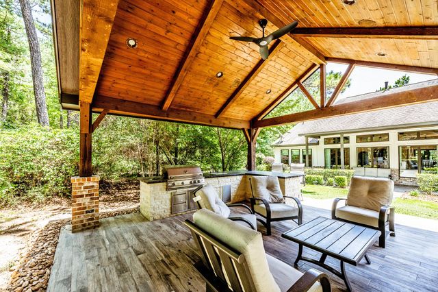 133 Dedication Trail, Huntsville, TX 77340
