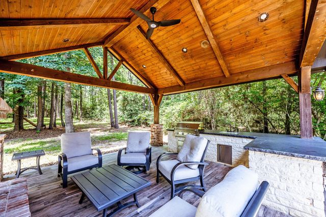 133 Dedication Trail, Huntsville, TX 77340