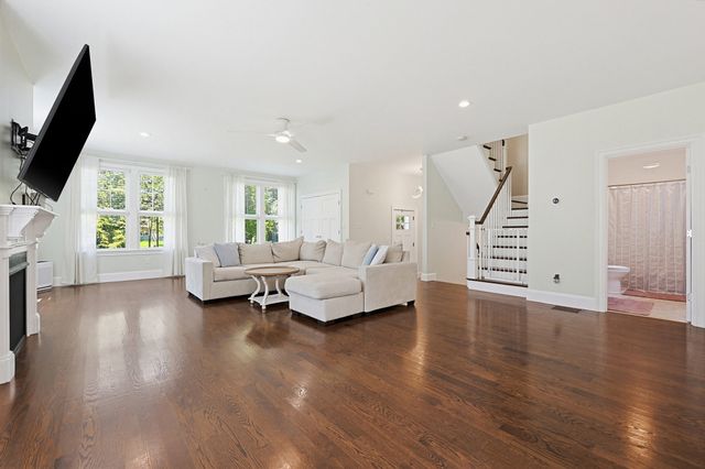 56-B Taunton St., Plainville, MA 02762