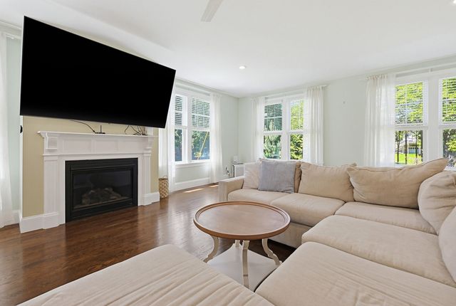 56-B Taunton St., Plainville, MA 02762
