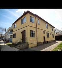 7 Seagrave Rd 1, Cambridge, MA 02140