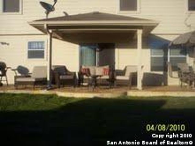 736 EAGLES GLEN, Schertz, TX 78108