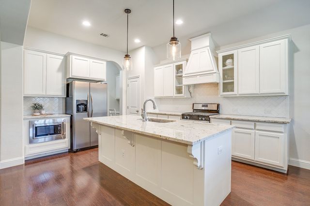 321 Blue Stem Lane, Aledo, TX 76008