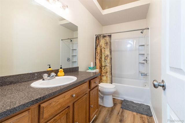 23342 Stiles Court, Brownstown Charter Township, MI 48183