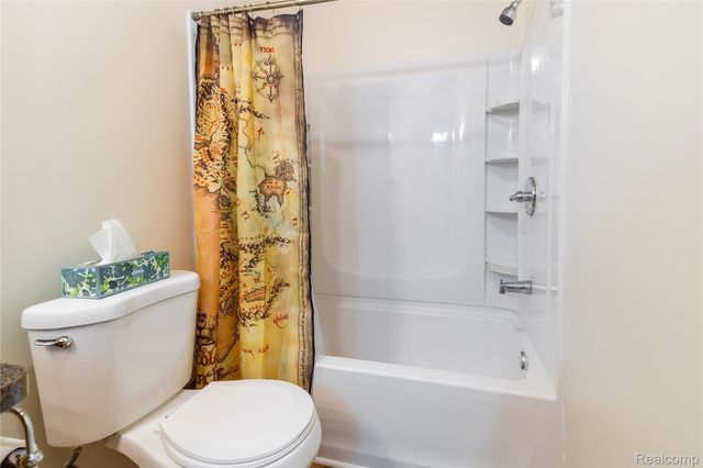 23342 Stiles Court, Brownstown Charter Township, MI 48183