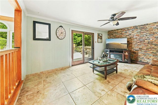 4253 Biddeford Circle, Buckingham, PA 18902