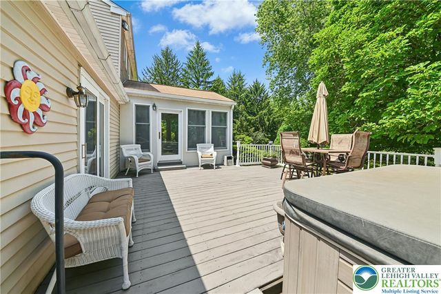 4253 Biddeford Circle, Buckingham, PA 18902