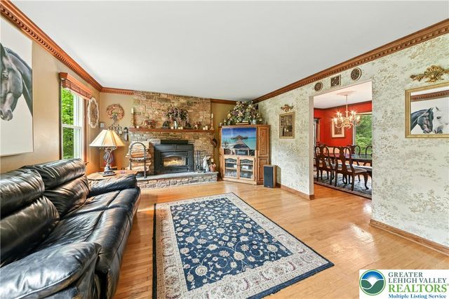 4253 Biddeford Circle, Buckingham, PA 18902