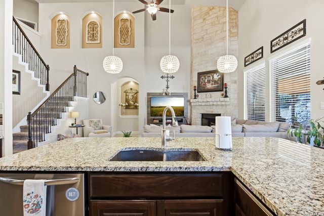 26223 Dakota Chief, San Antonio, TX 78261