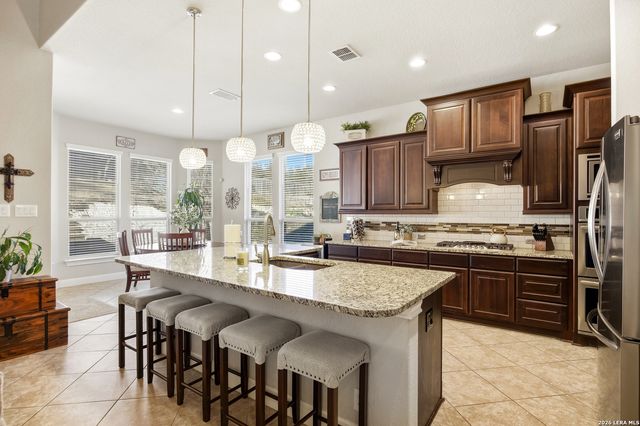 26223 Dakota Chief, San Antonio, TX 78261