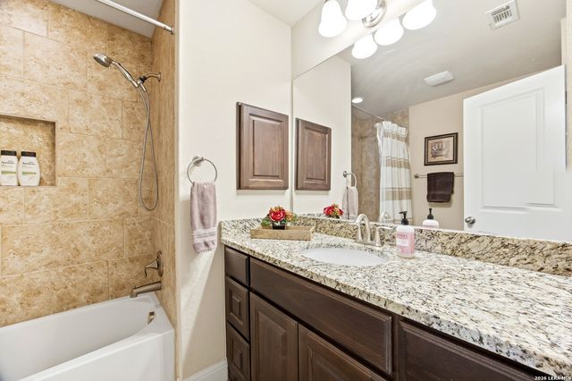 26223 Dakota Chief, San Antonio, TX 78261