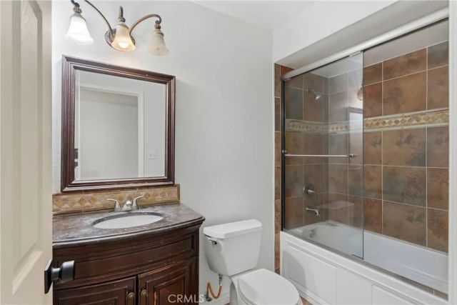 505 Bridle, Bakersfield, CA 93307