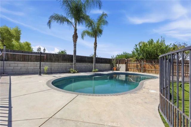 505 Bridle, Bakersfield, CA 93307