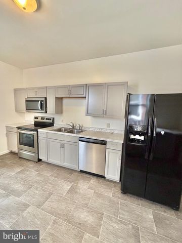 1211 W POPLAR ST, York, PA 17404