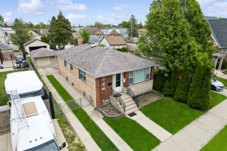 2841 N Neva Avenue, Chicago, IL 60634