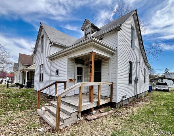 802 E D Street, Belleville, IL 62220