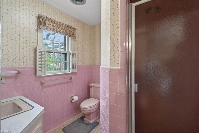 454 Strother DR, Hampton, VA 23666