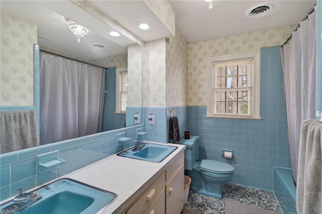 454 Strother DR, Hampton, VA 23666