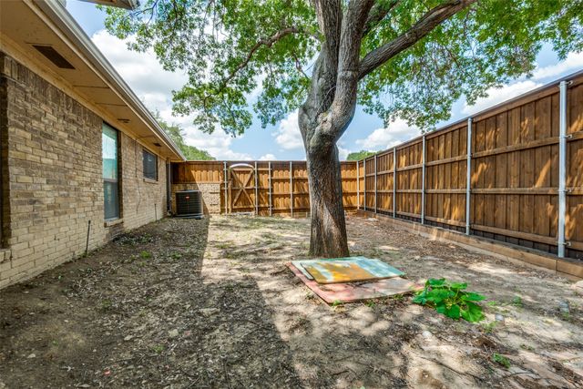 6018 Blue Bay Drive, Dallas, TX 75248