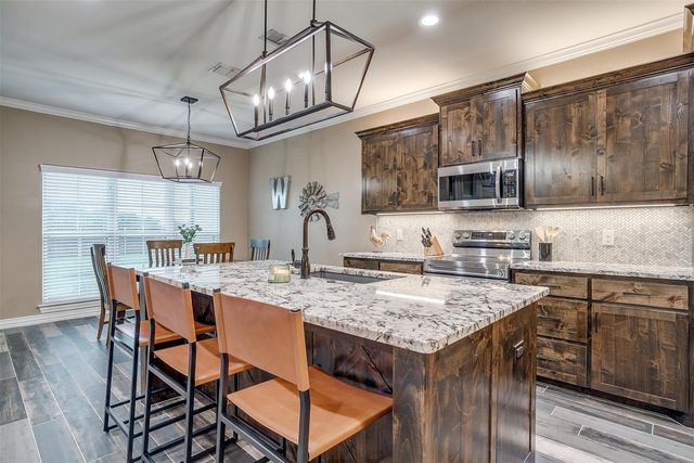 850 Mcclendon Walker Road, Aledo, TX 76008