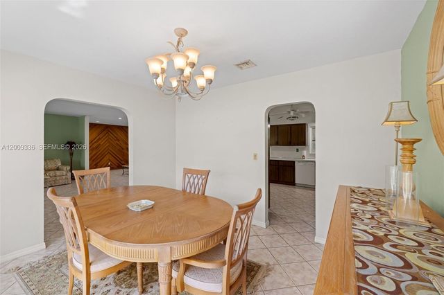 13730 SW 75th Ave, Palmetto Bay, FL 33158