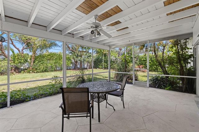 13730 SW 75th Ave, Palmetto Bay, FL 33158