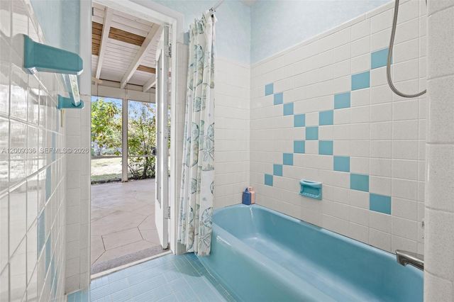 13730 SW 75th Ave, Palmetto Bay, FL 33158