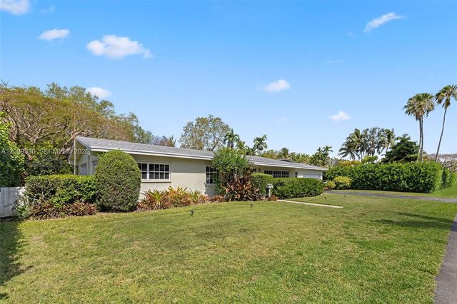 13730 SW 75th Ave, Palmetto Bay, FL 33158