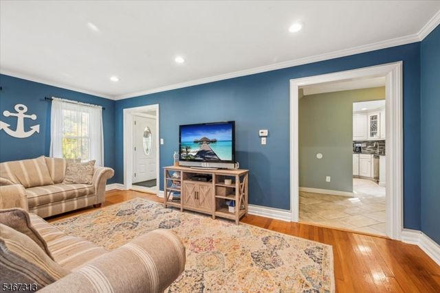 240 W Hanover Ave, Morris Twp., NJ 07960
