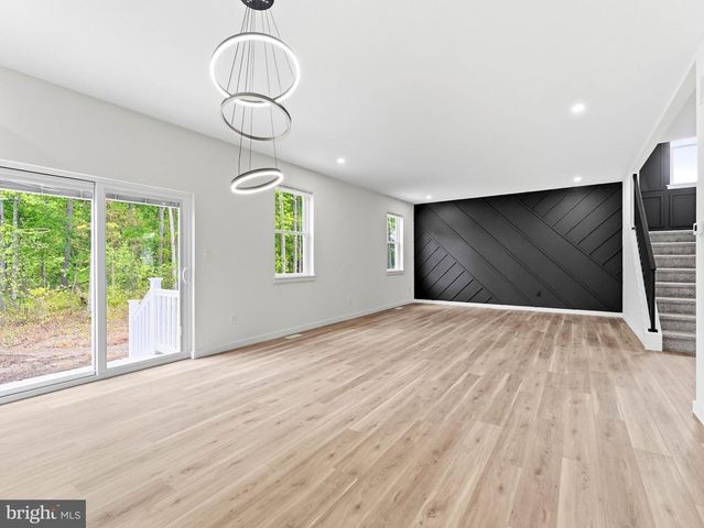 1327 FILBERT AVE, Glassboro, NJ 08028