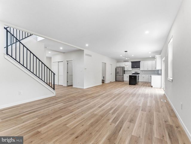 1327 FILBERT AVE, Glassboro, NJ 08028