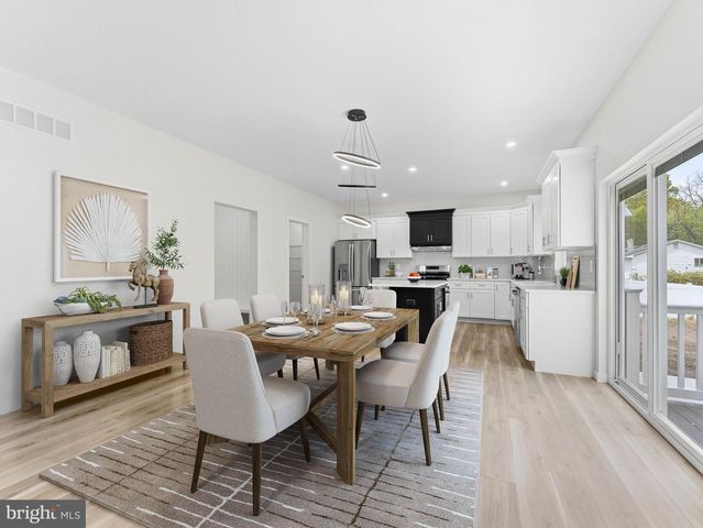 1327 FILBERT AVE, Glassboro, NJ 08028