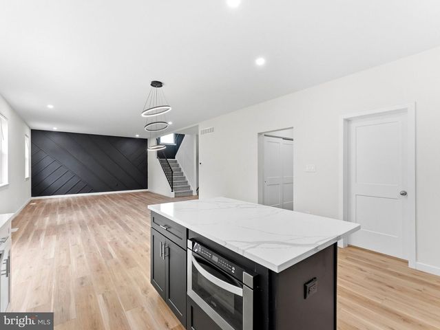 1327 FILBERT AVE, Glassboro, NJ 08028