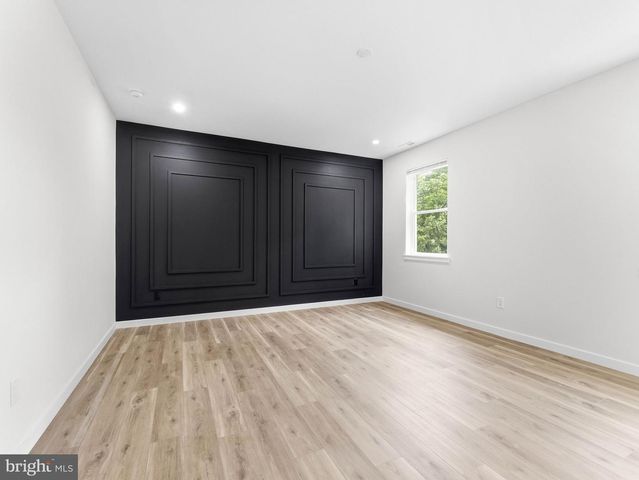 1327 FILBERT AVE, Glassboro, NJ 08028