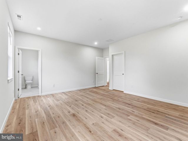 1327 FILBERT AVE, Glassboro, NJ 08028