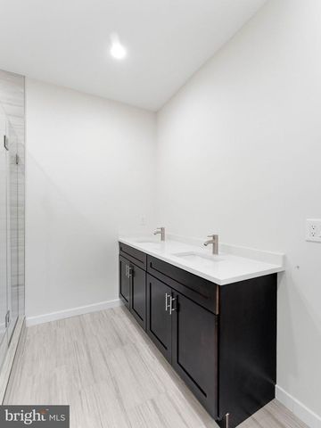1327 FILBERT AVE, Glassboro, NJ 08028